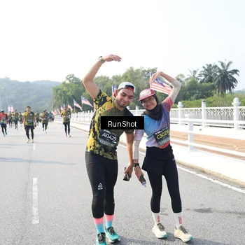 Runner Photo 6922054