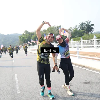 Runner Photo 6922055
