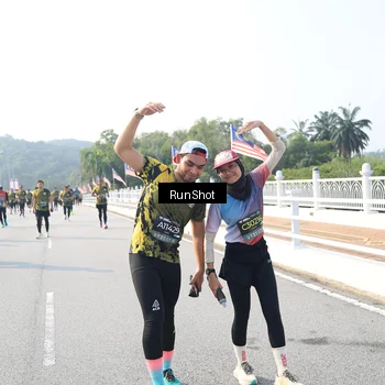 Runner Photo 6922056