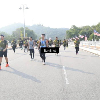 Runner Photo 6922058