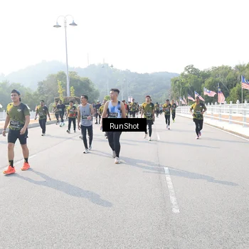 Runner Photo 6922059