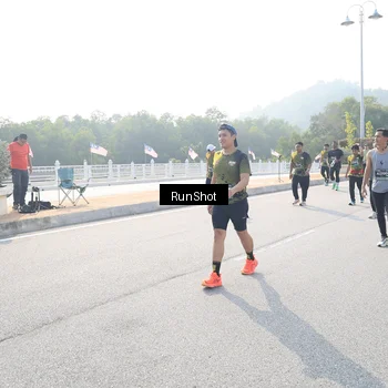 Runner Photo 6922069