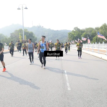 Runner Photo 6922078
