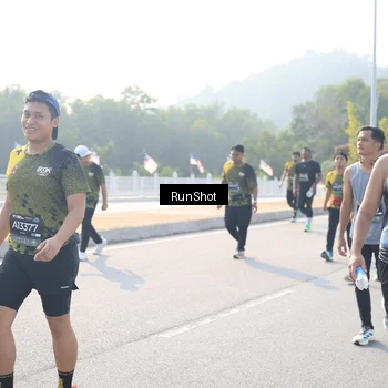 Runner Photo 6922079