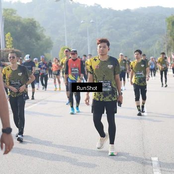 Runner Photo 6922084