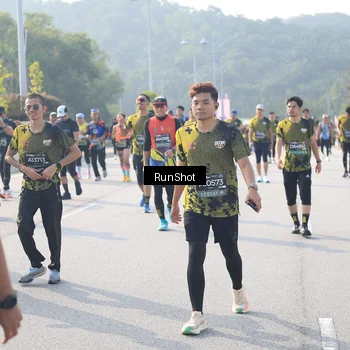 Runner Photo 6922087