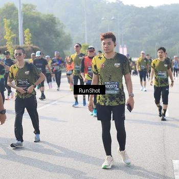 Runner Photo 6922091