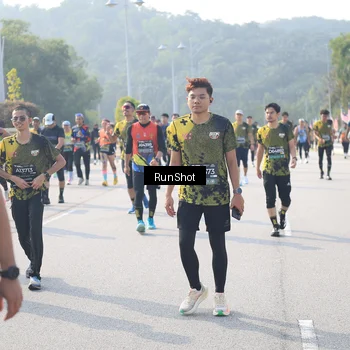 Runner Photo 6922094