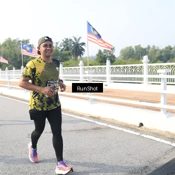 Runner Photo 6922097