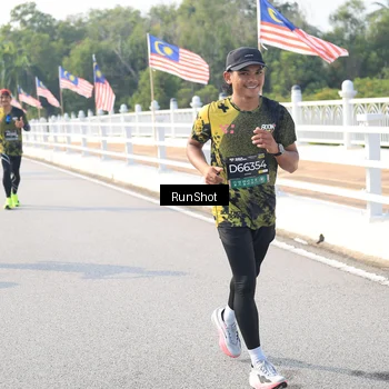 Runner Photo 6922102