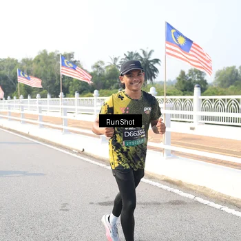 Runner Photo 6922110