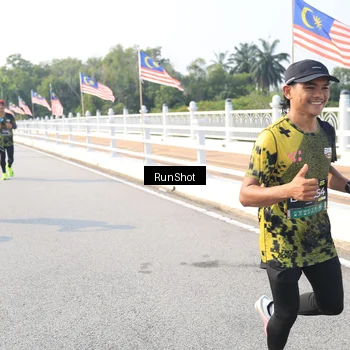 Runner Photo 6922113