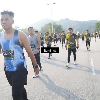 Runner Photo 6922115