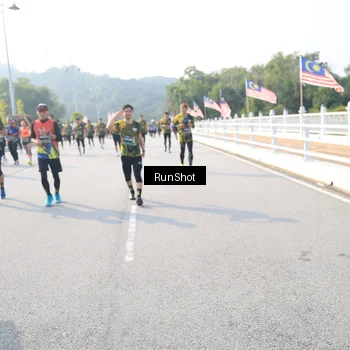 Runner Photo 6922116