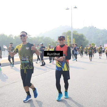 Runner Photo 6922130