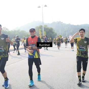Runner Photo 6922131
