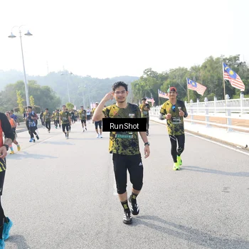 Runner Photo 6922133