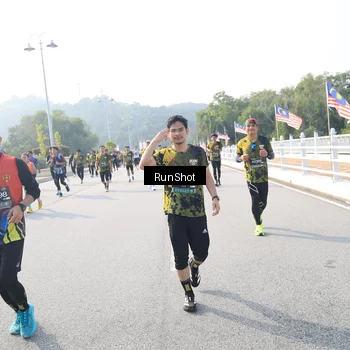 Runner Photo 6922134