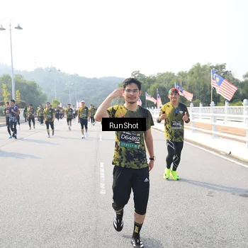 Runner Photo 6922137