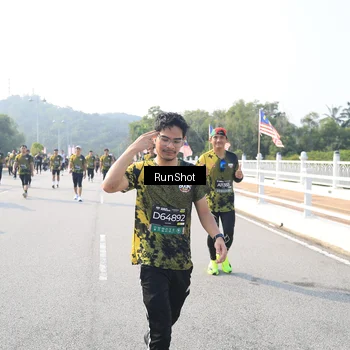Runner Photo 6922146