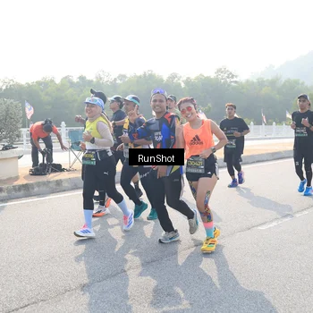 Runner Photo 6922159