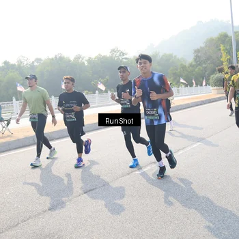Runner Photo 6922176
