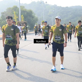 Runner Photo 6922186