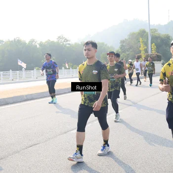 Runner Photo 6922187