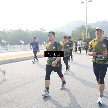 Runner Photo 6922188