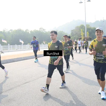 Runner Photo 6922190