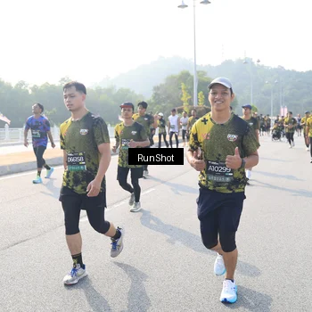 Runner Photo 6922193