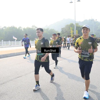 Runner Photo 6922195