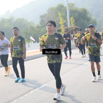 Runner Photo 6922215
