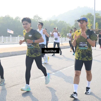 Runner Photo 6922218