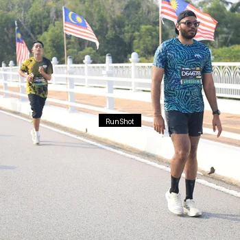 Runner Photo 6922222