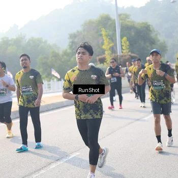 Runner Photo 6922224