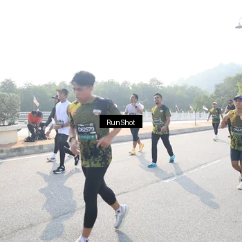 Runner Photo 6922237