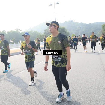 Runner Photo 6922240