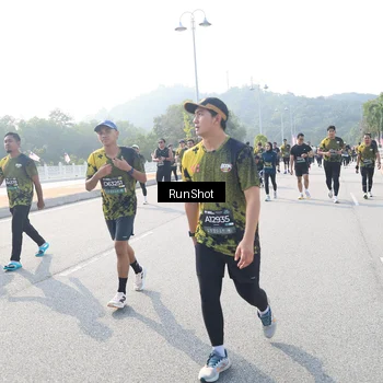 Runner Photo 6922241