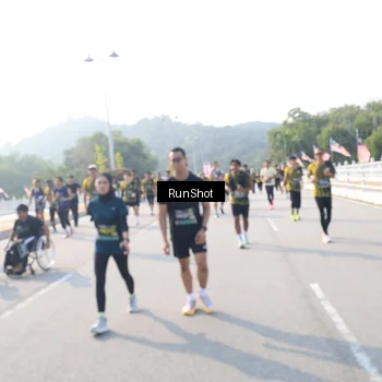 Runner Photo 6922270