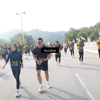 Runner Photo 6922279