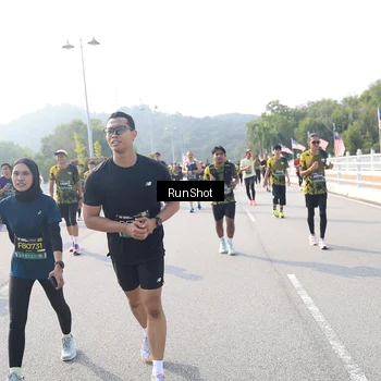 Runner Photo 6922283