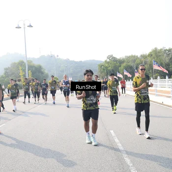 Runner Photo 6922285