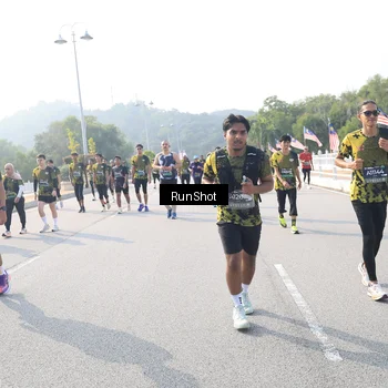 Runner Photo 6922290