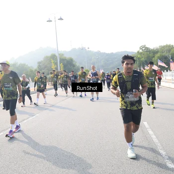 Runner Photo 6922298