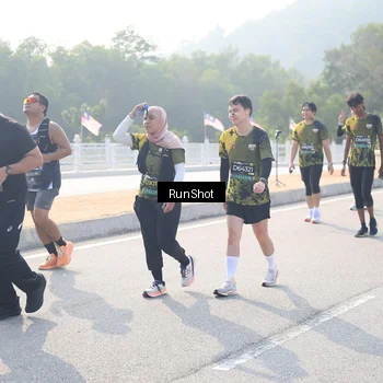 Runner Photo 6922311