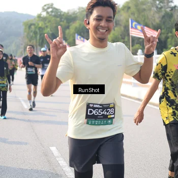 Runner Photo 6922316