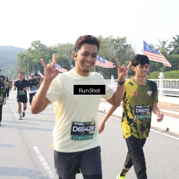 Runner Photo 6922319