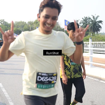 Runner Photo 6922325