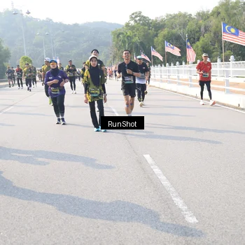 Runner Photo 6922331